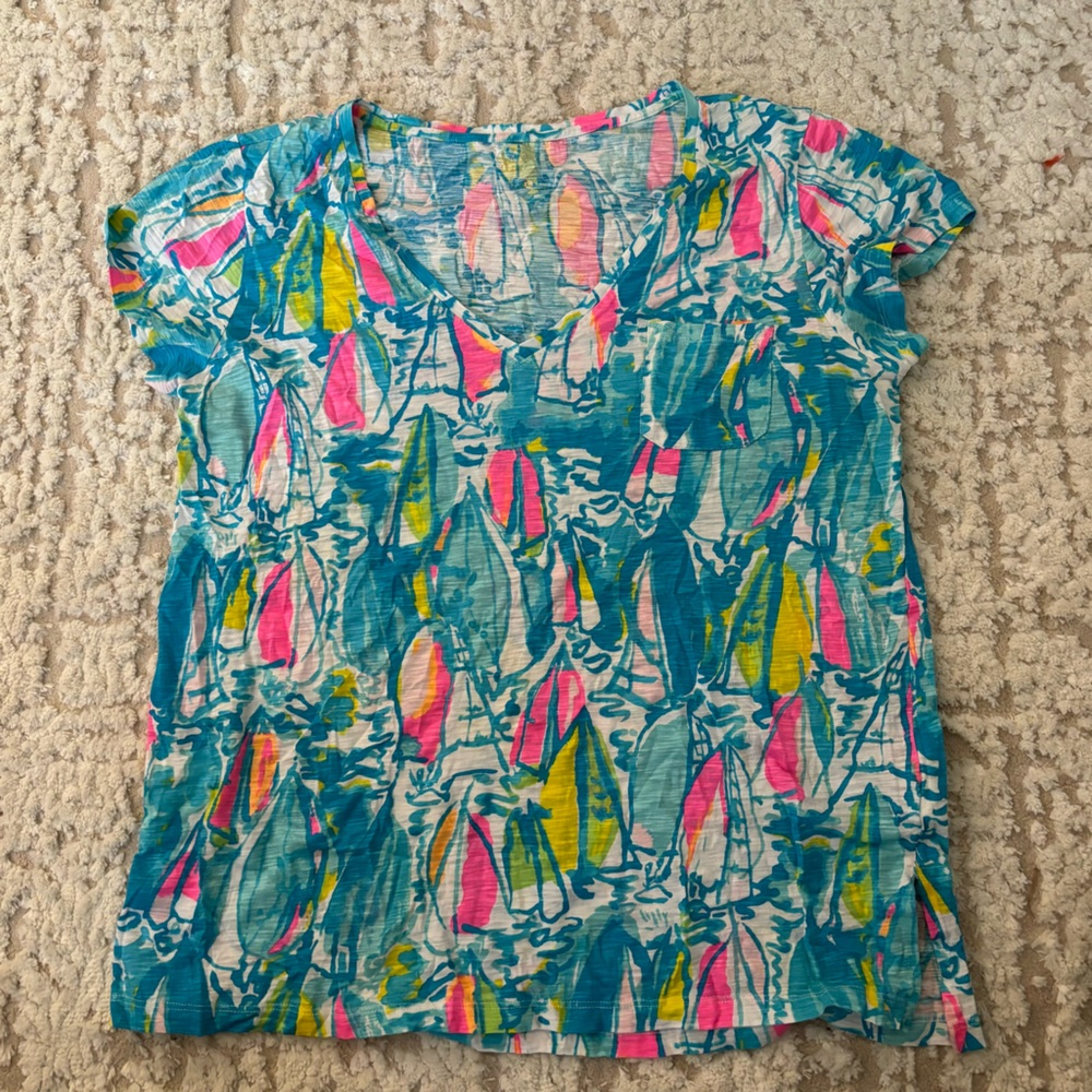 EUC Lilly Pulitzer Meredith Tee - Beach and Bae